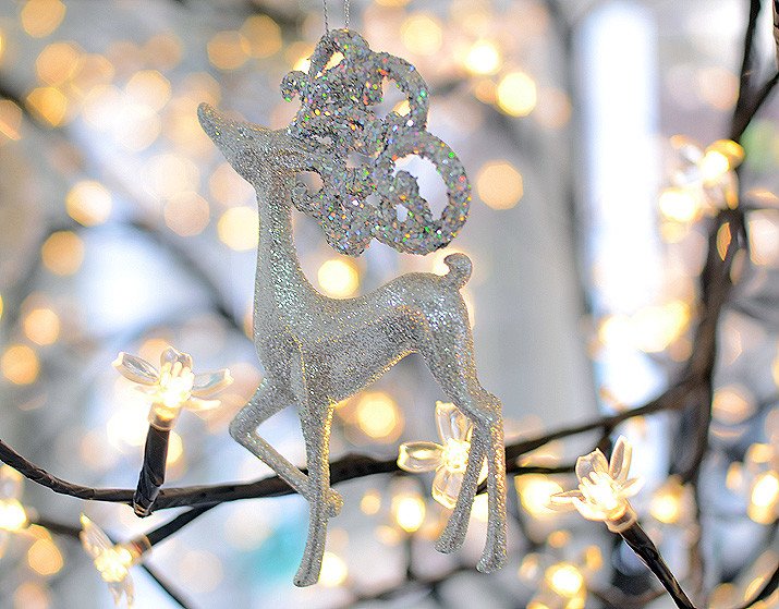 reindeer Christmas tree ornament - www.ForeverAmber.co.uk