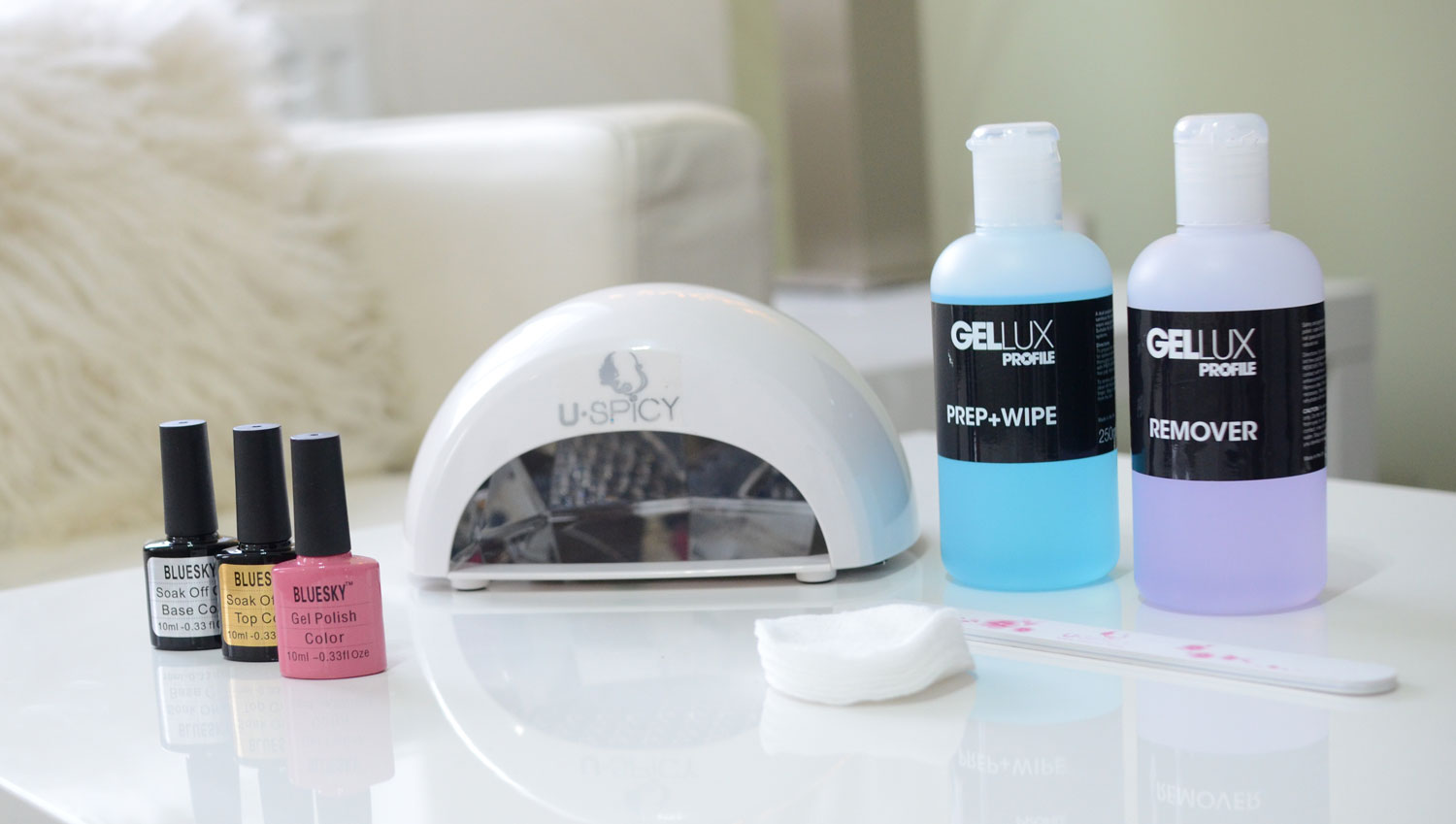 Gel nails at home with a DIY gel nail kit: tutorial and review