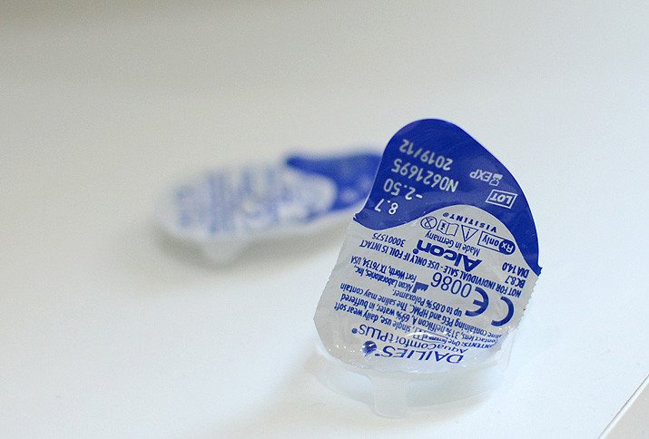 disposable contact lenses