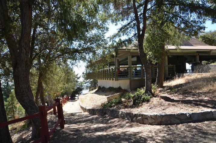 The mic Cafe: mountafe in California