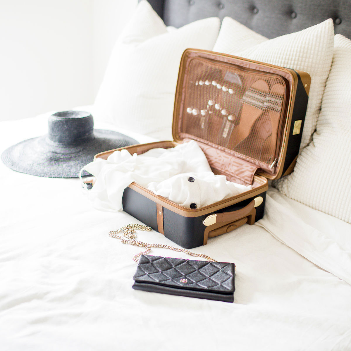 The Awkward Girl's Guide to Packing a Suitcase