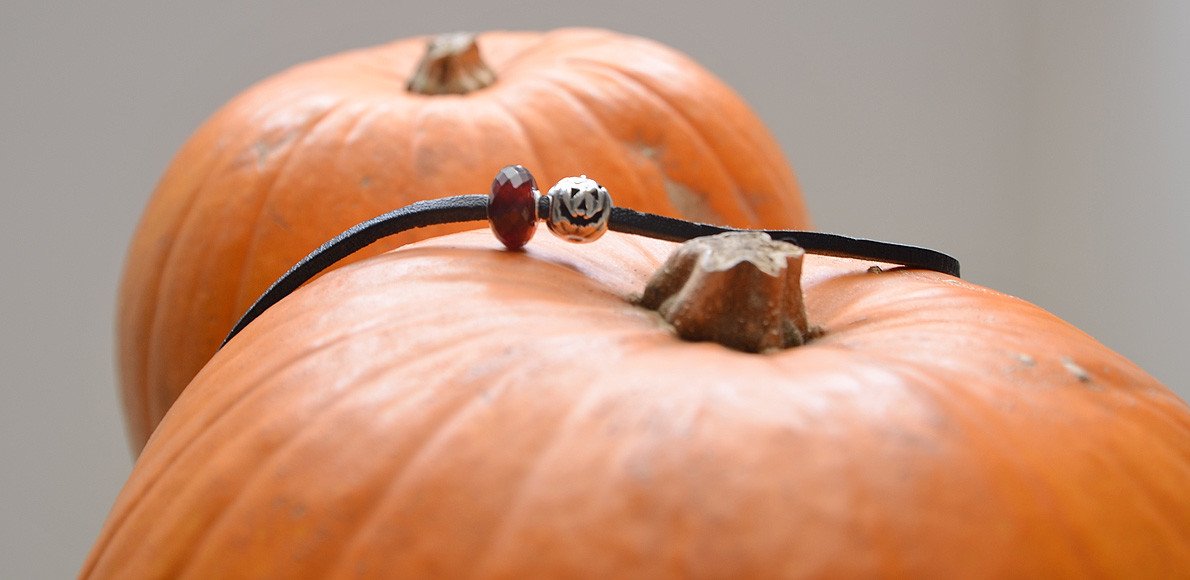 trollbeads Halloween-themed bracelet