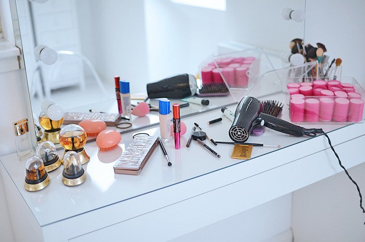 messy dressing table