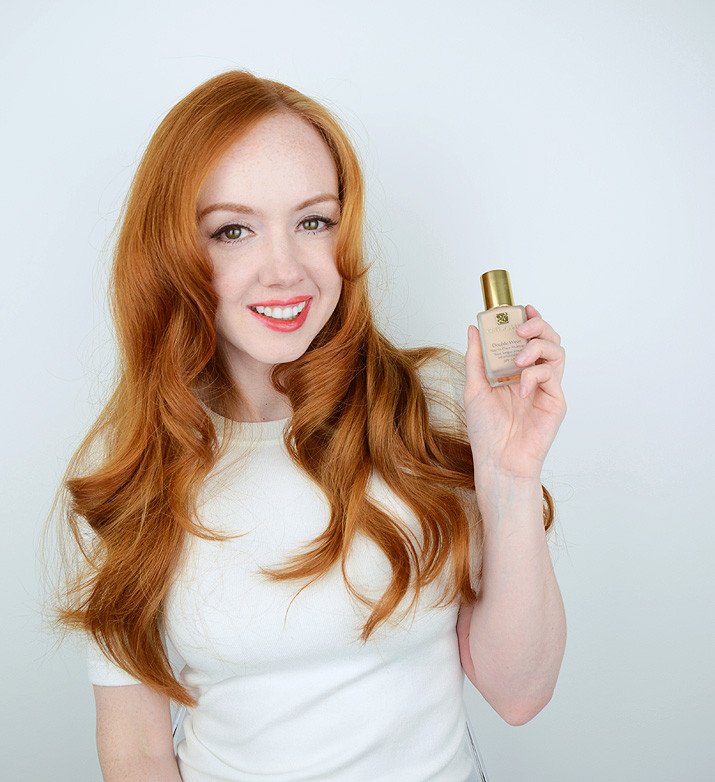 Review of Estée Lauder Double Wear Foundation in 'Shell': a good, full-coverage foundation for pale-skinned redheads like myself!