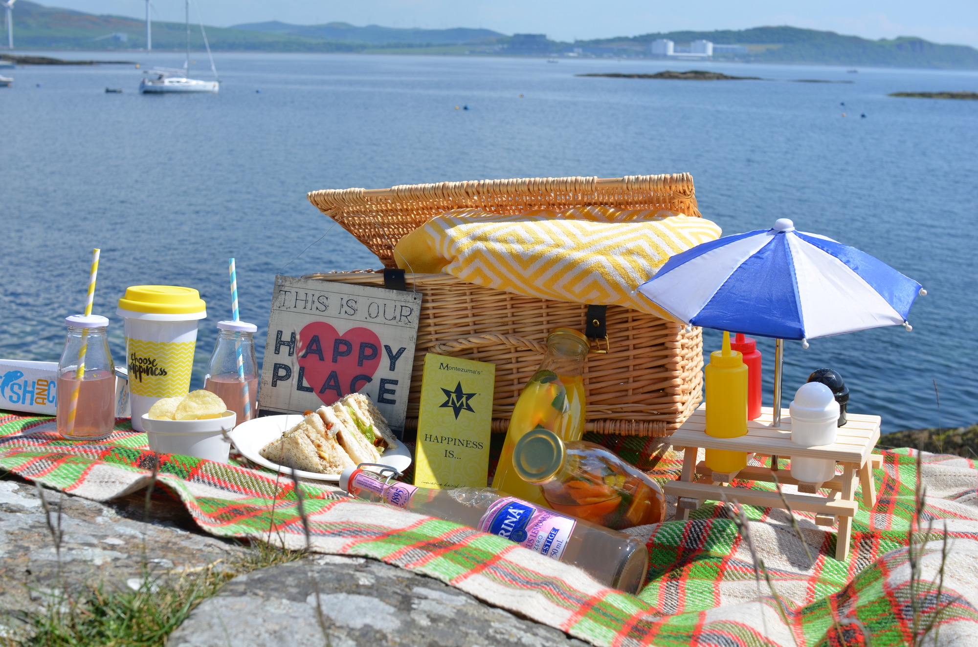 picnic by the sea