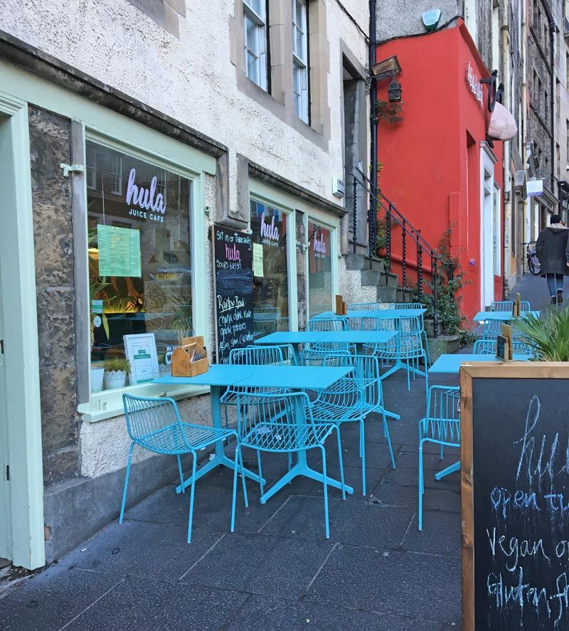pavement cafe in Edinburgh, Scotland
