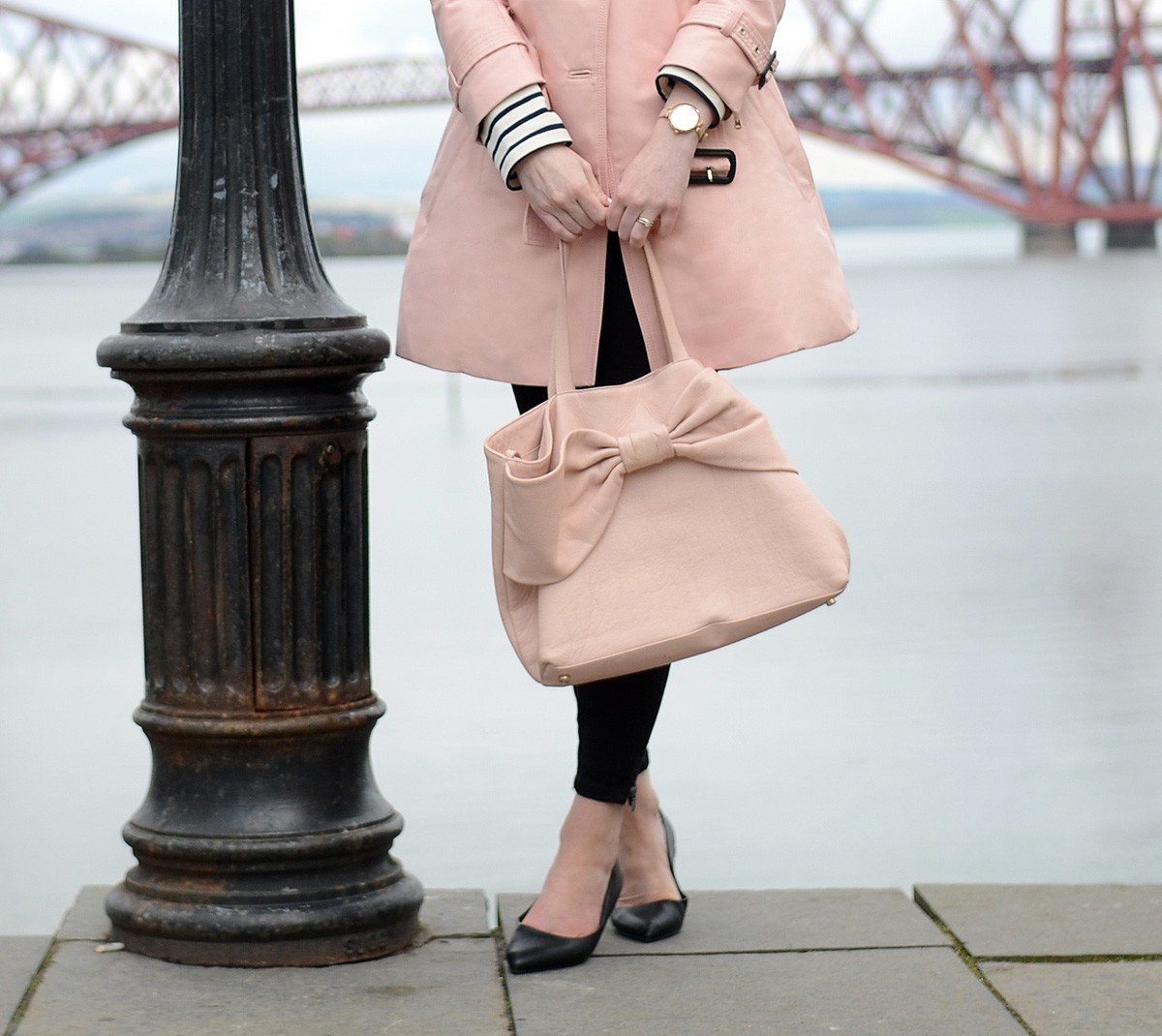 pink bow tote bag with pink trench coat