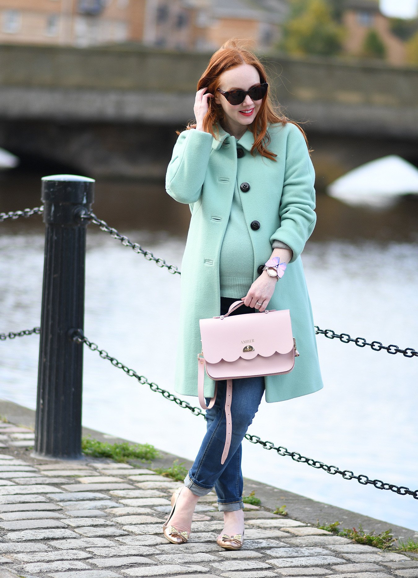 maternity style 28 weeks: mint green winter coat with jeans