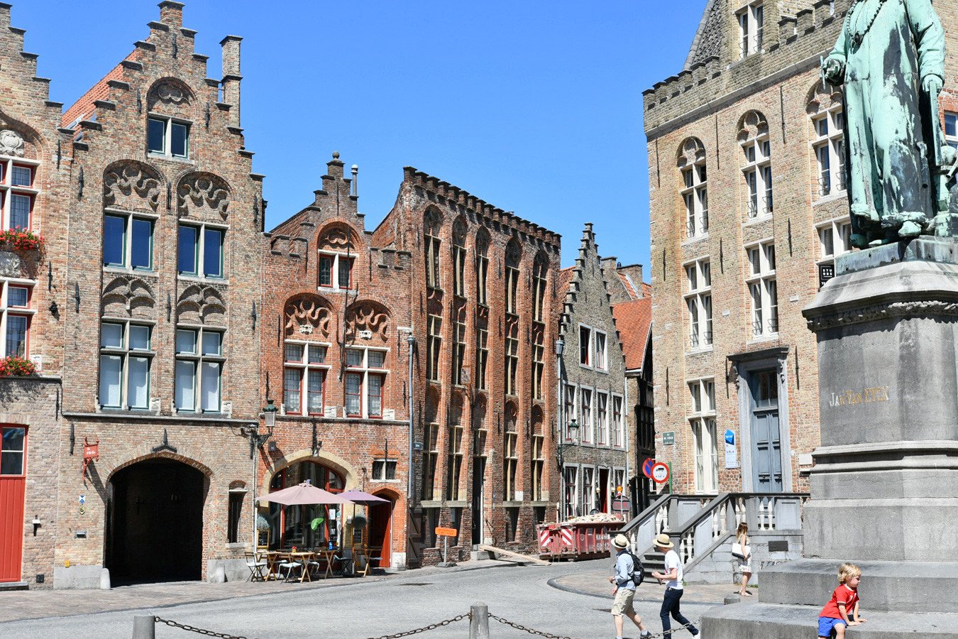 visiting Bruges, Belgium: travel blog