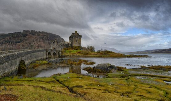 7 cool facts about Eilean Donan Castle (and one mystery)