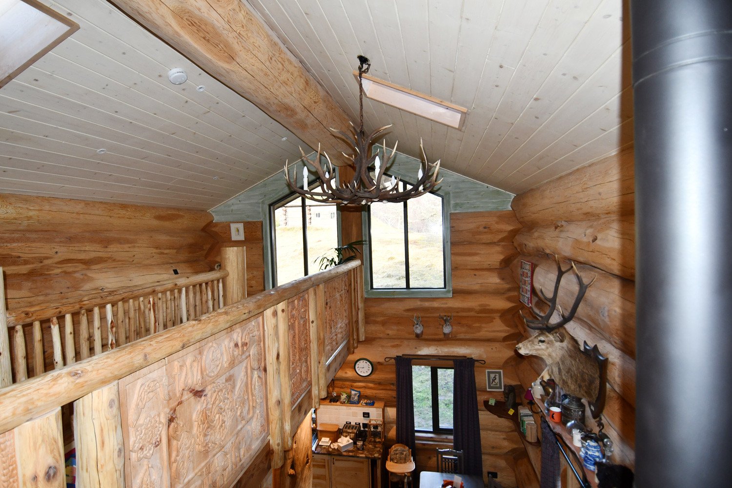 top floor of the Certhia log cabin at Eagle Brae