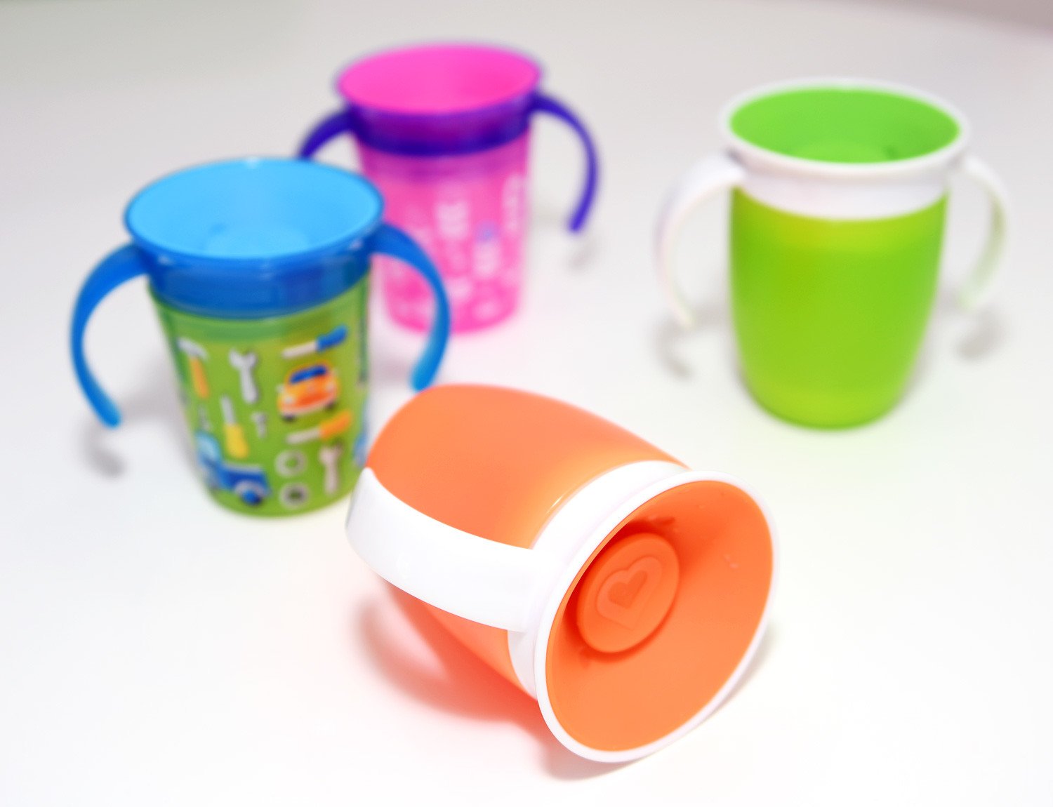 Munchkin sippy cups: toddler essentials