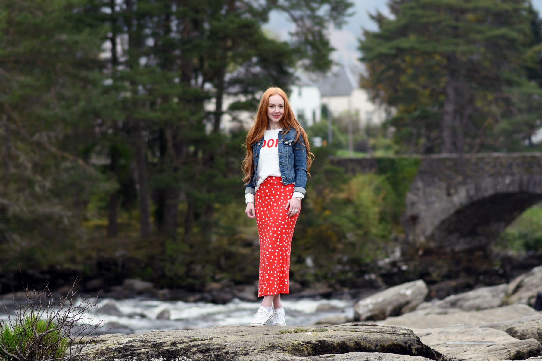 Red polka dot maxi skirt with sneakers