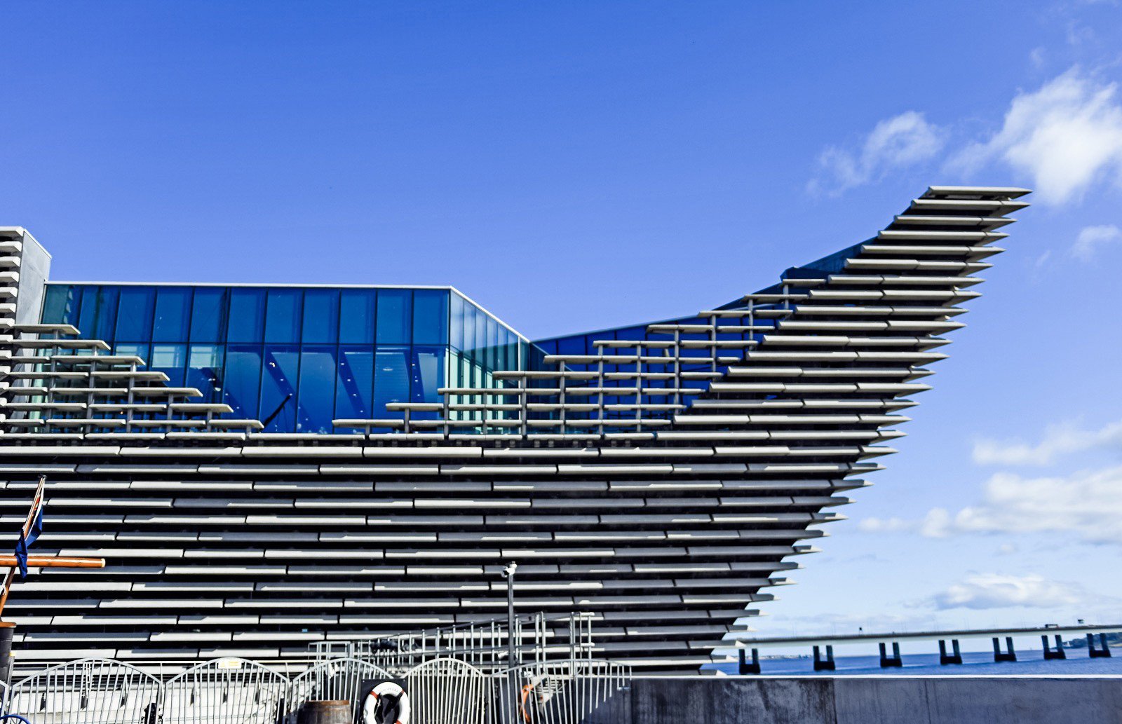 Side view of the V&A design museum in Dundee