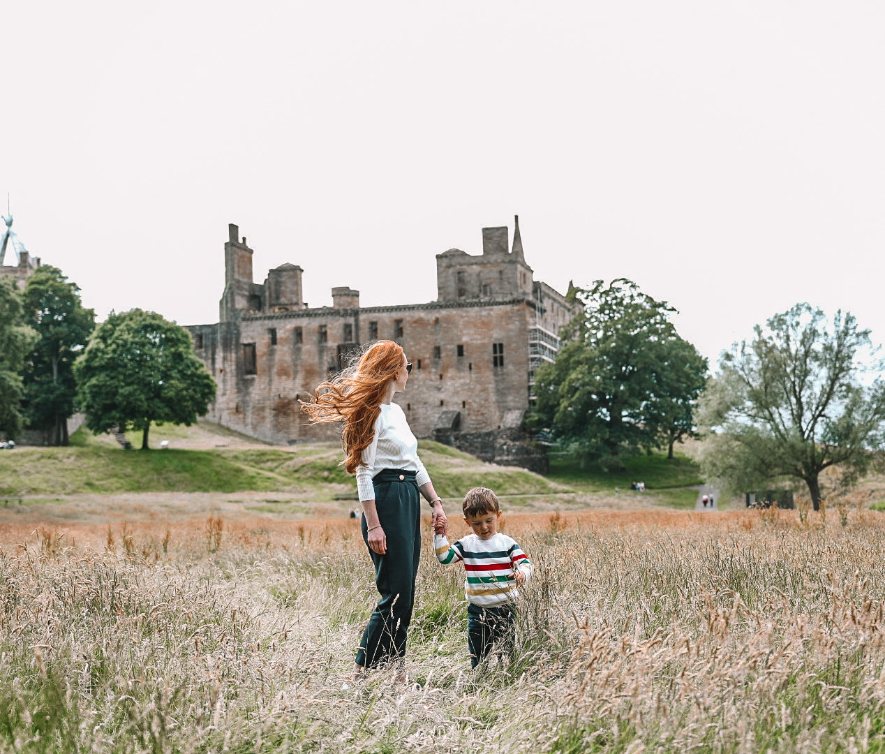 Visiting Linlithgow Palace, Scotland / Parenting as an introverted personality 