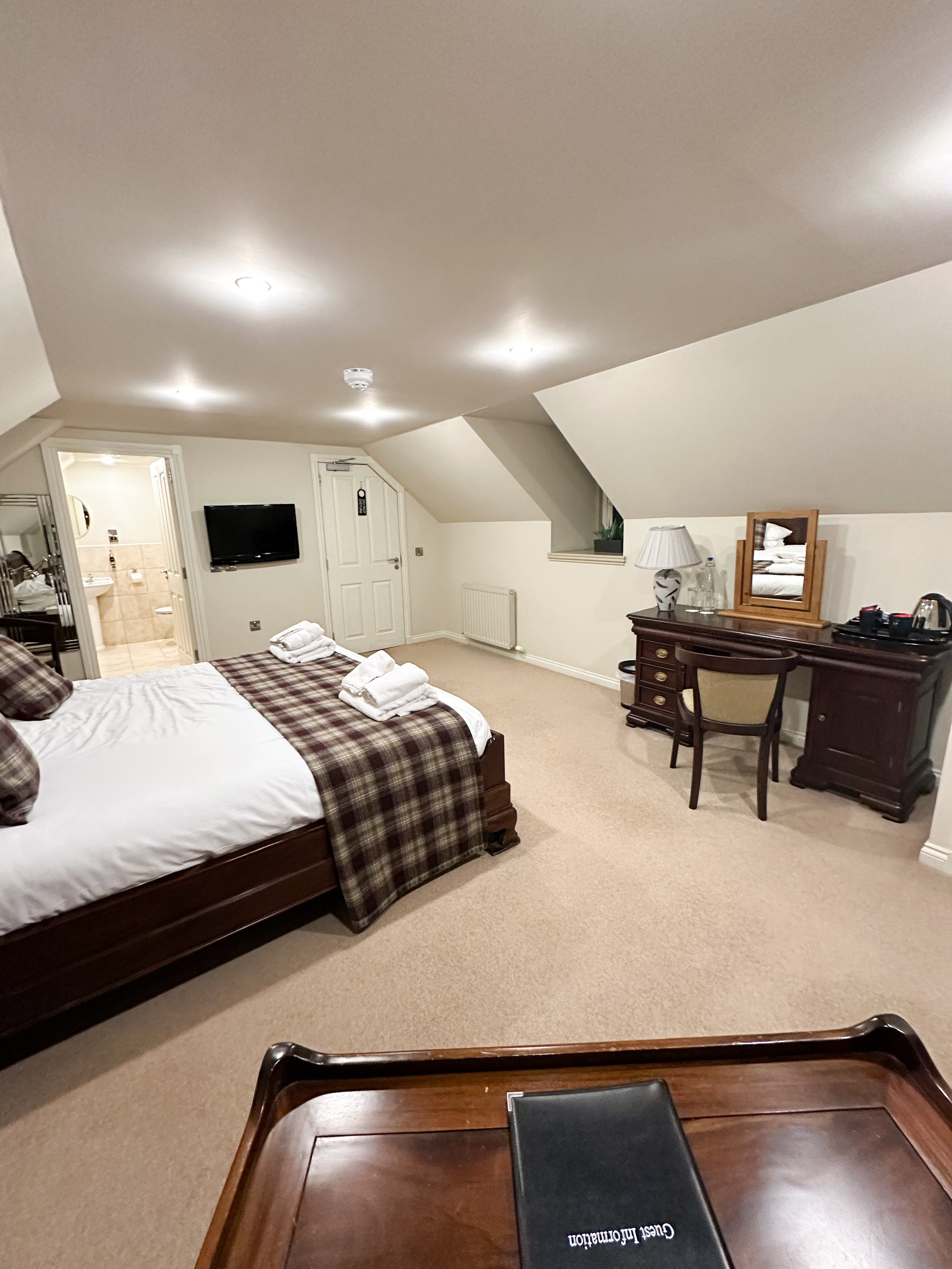 master bedroom, Ulbster Lodge